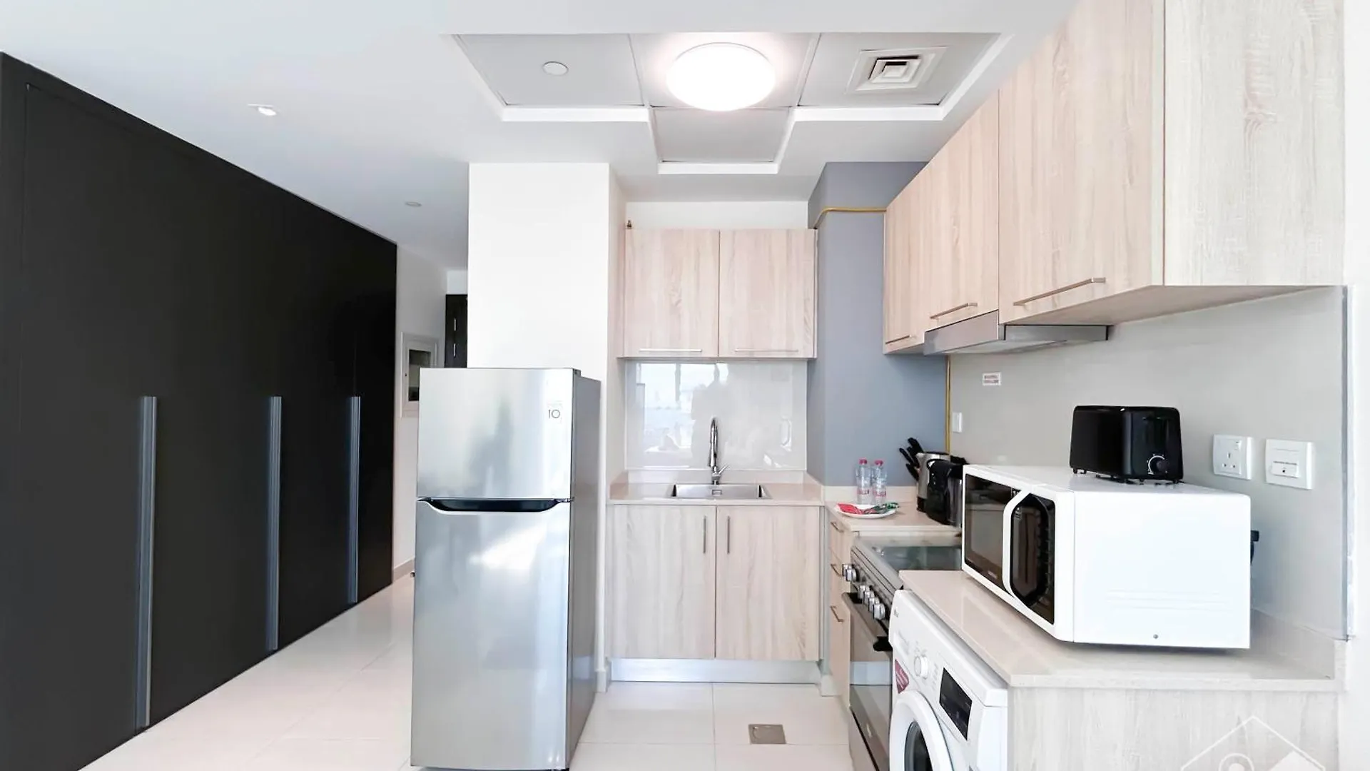 Apartment Amazing Studio With Balcony & View Dubai United Arab Emirates