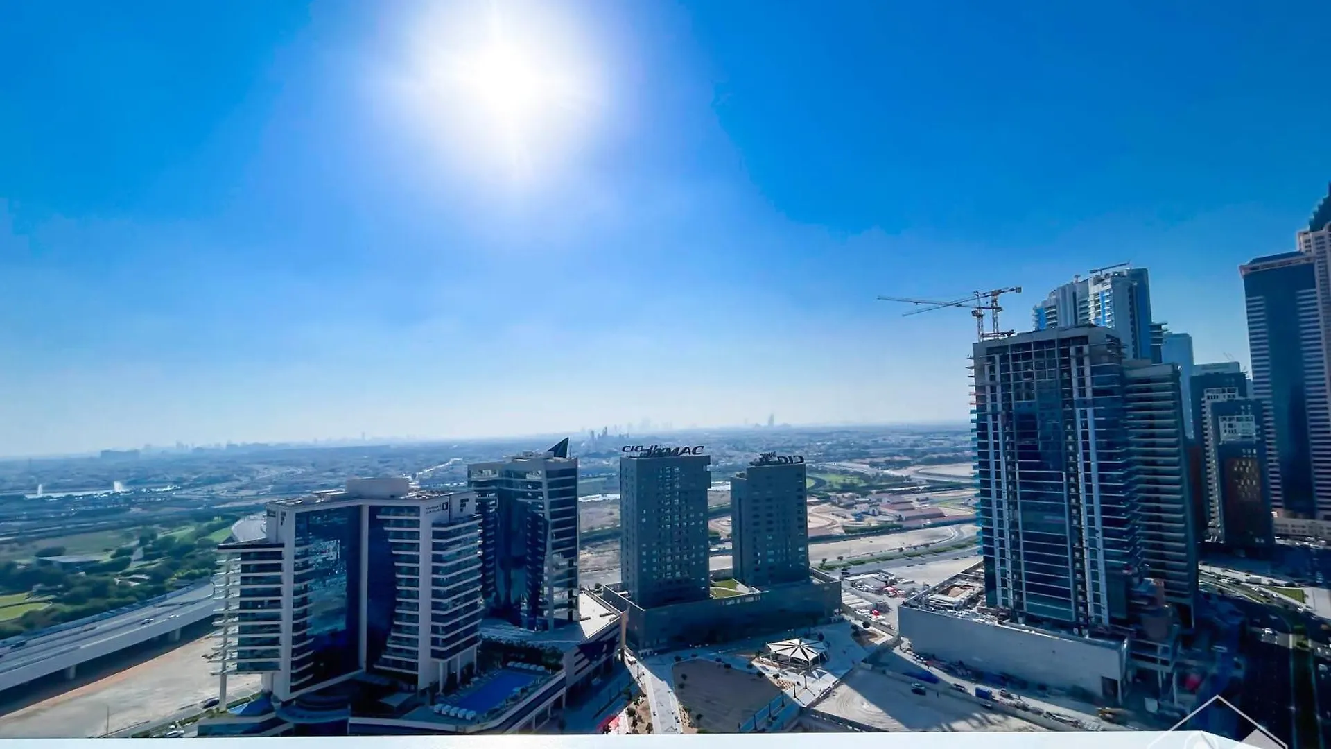 Amazing Studio With Balcony & View Dubai
